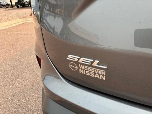 Used 2024 Ford Edge SEL AWD/4WD image 14