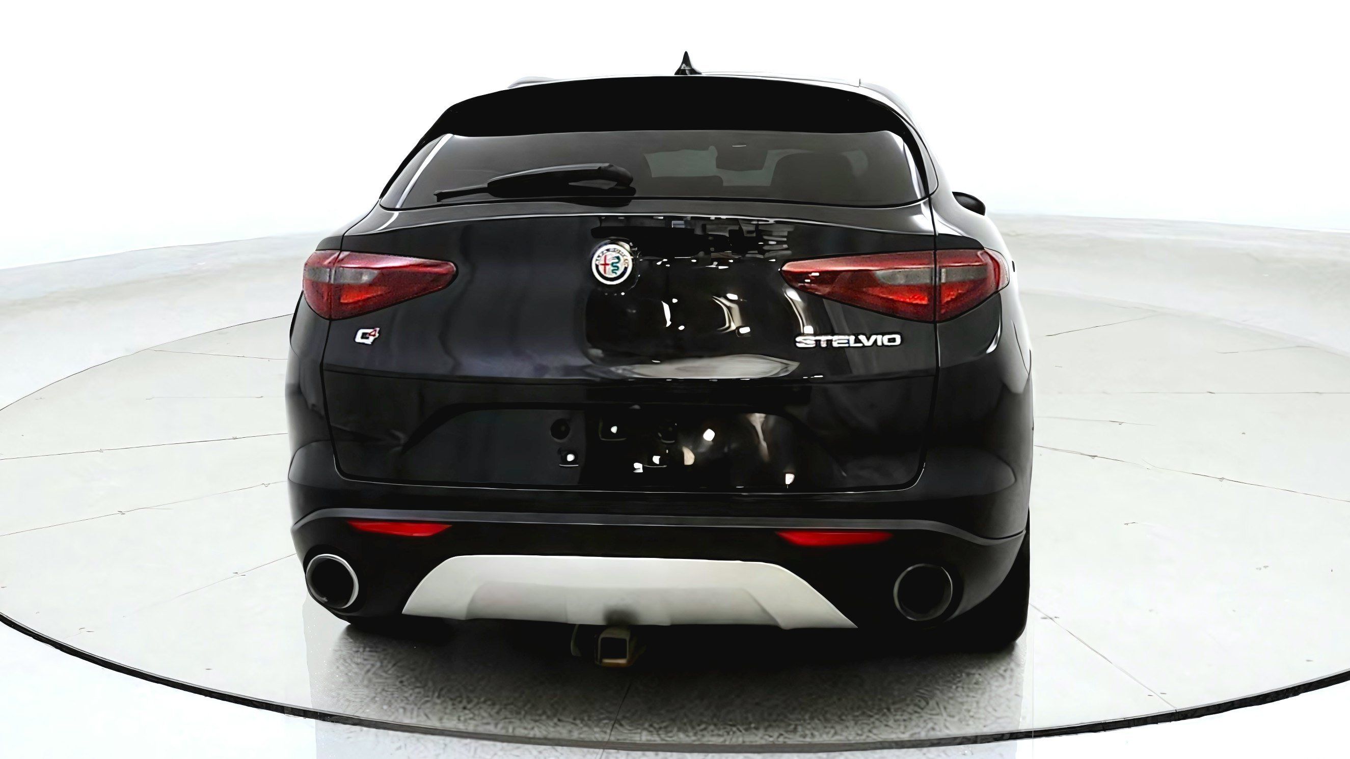 Used 2018 Alfa Romeo Stelvio Ti AWD/4WD image 6