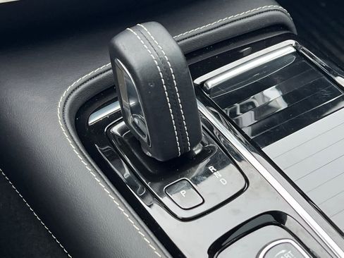 Used 2022 Volvo S60 T8 R-Design w/ Advanced Package image 23