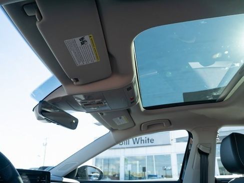 New 2026 Volkswagen Jetta SE image 17