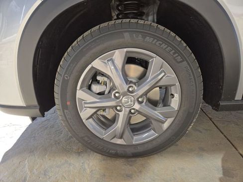 New 2026 Honda HR-V LX image 9