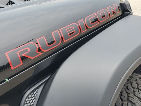 Used 2026 Jeep Wrangler Unlimited Rubicon AWD/4WD image 29