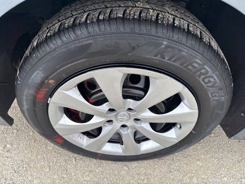 Used 2023 Toyota Corolla LE image 23