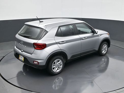 New 2026 Hyundai Venue SE image 17