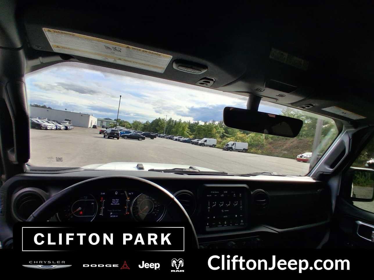 Used 2022 Jeep Wrangler Unlimited Sport AWD/4WD image 26