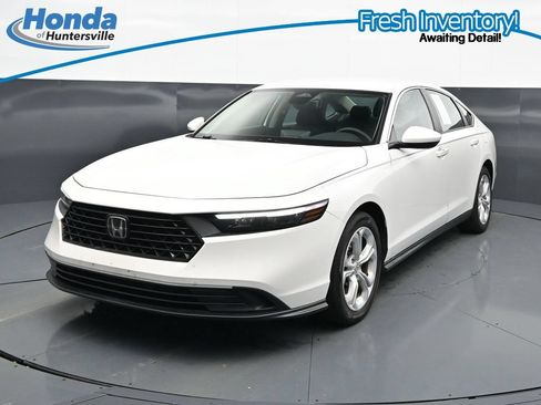 Used 2024 Honda Accord LX image 4