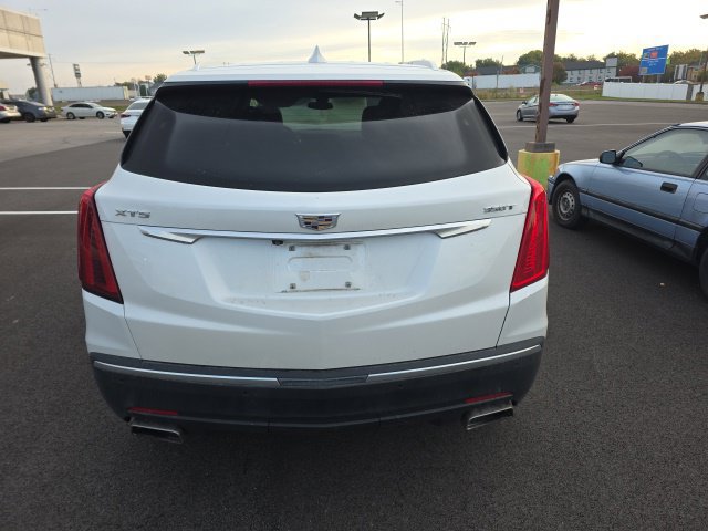 Used 2021 Cadillac XT5 Luxury FWD image 3