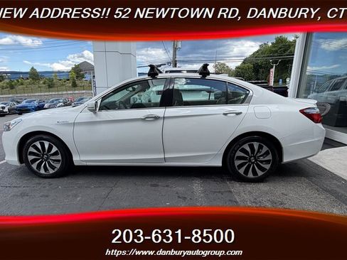 Used 2014 Honda Accord Touring image 2