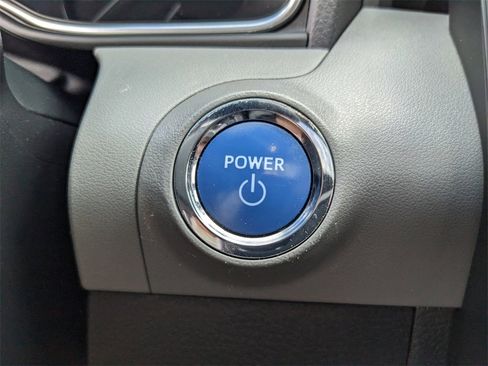 Used 2019 Toyota Avalon XLE image 29