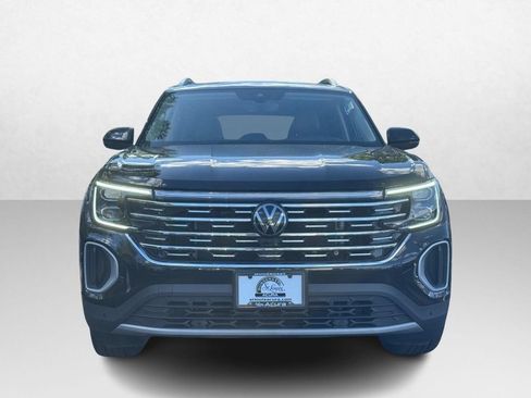 Used 2024 Volkswagen Atlas SEL AWD/4WD image 14