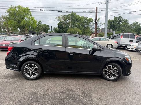 Used 2018 Chevrolet Sonic LT FWD image 5