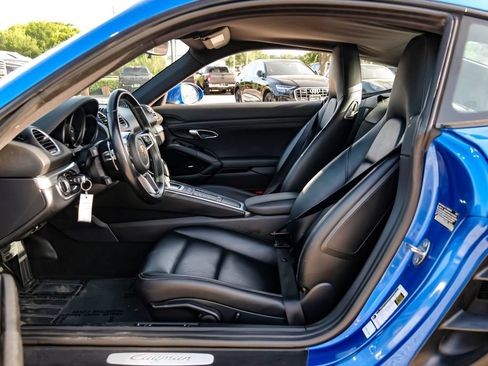 Used 2017 Porsche 718 Cayman RWD image 27