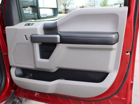 Used 2015 Ford F150 XLT w/ Equipment Group 302A Luxury image 22