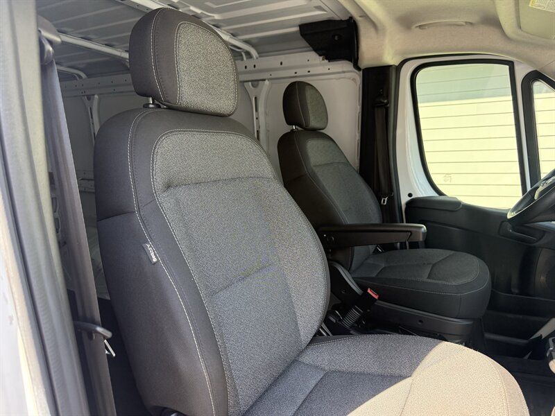 Used 2023 RAM ProMaster 1500 w/ Driver Convenience Group FWD image 24