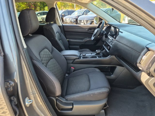 Certified 2024 Nissan Pathfinder S AWD/4WD image 37
