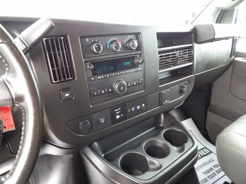 Used 2020 Chevrolet Express 2500 w/ Driver Convenience Package RWD image 22