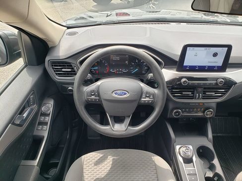 Used 2020 Ford Escape SE FWD image 14