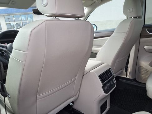 New 2026 Volkswagen Atlas SEL Premium R-Line image 23