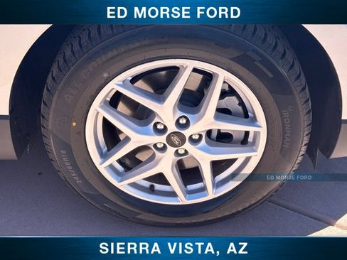 Used 2023 Ford Edge SE AWD/4WD image 35