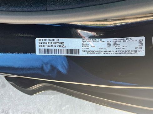 Used 2025 Chrysler Pacifica Select FWD image 31