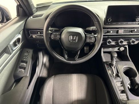 Used 2023 Honda Civic Sport image 22