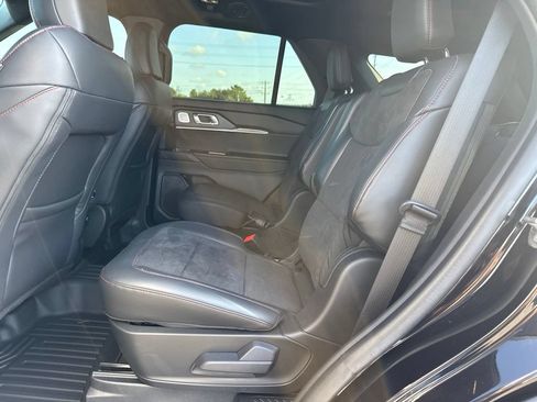 Used 2026 Ford Explorer ST w/ Sun And Sound Package AWD/4WD image 9