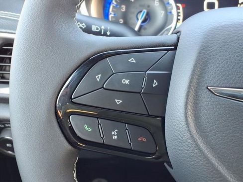 New 2026 Chrysler Pacifica Select w/ S Appearance Package image 22