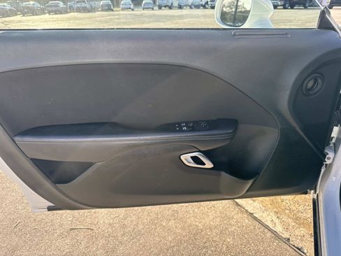 Used 2021 Dodge Challenger R/T w/ Blacktop Package image 29