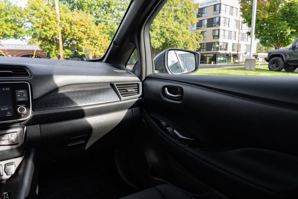 Used 2024 Nissan Leaf SV Plus FWD image 10