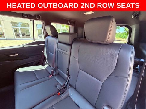 Certified 2024 Lexus GX 550 AWD/4WD image 18