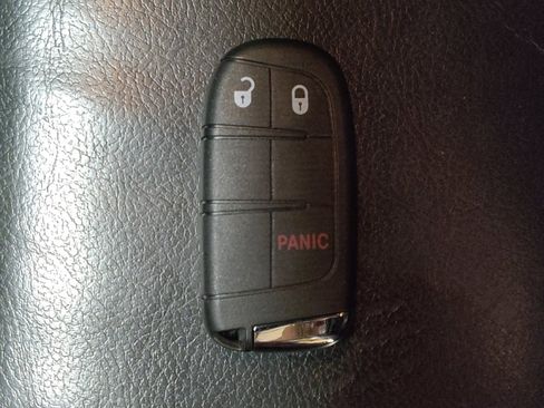 Used 2018 Jeep Compass Limited w/ Navigation Group image 32