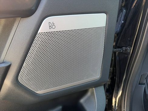 Used 2021 Ford F150 Lariat w/ Equipment Group 502A High image 19