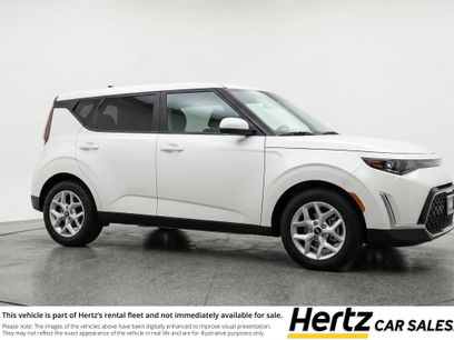 Used 2025 Kia Soul LX w/ LX Technology Package