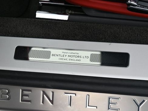 Certified 2021 Bentley Continental GT image 17