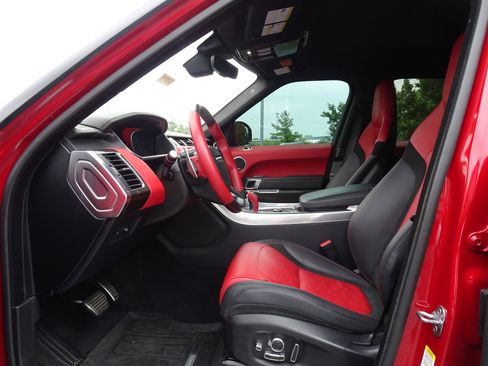 Certified 2022 Land Rover Range Rover Sport SVR Carbon Edition AWD/4WD image 5