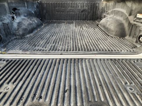 Certified 2023 RAM 1500 Big Horn image 33