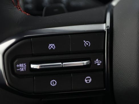 Used 2025 GMC Yukon AT4 Ultimate w/ LPO, Illumination Package image 26