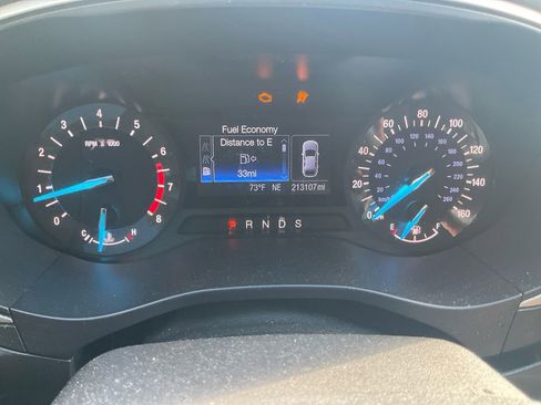 Used 2016 Ford Fusion SE FWD image 22