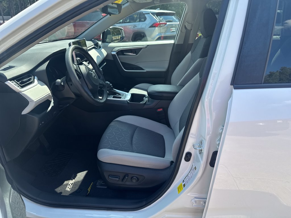 Certified 2023 Toyota RAV4 XLE w/ Convenience Package FWD image 15