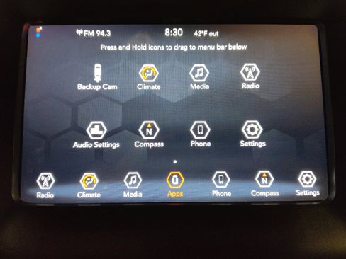 Used 2019 Jeep Cherokee Altitude image 25