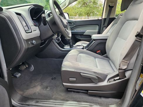 Used 2019 Chevrolet Colorado W/T w/ WT Convenience Package RWD image 22