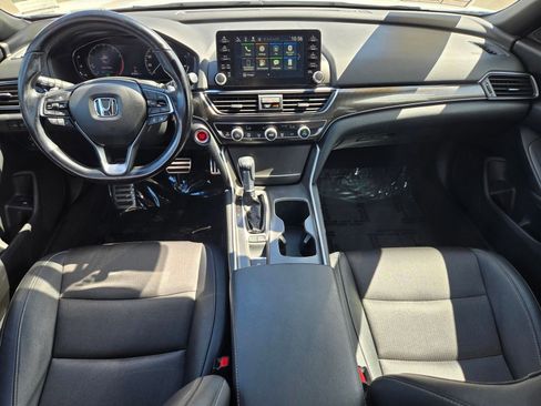 Used 2020 Honda Accord Sport image 17