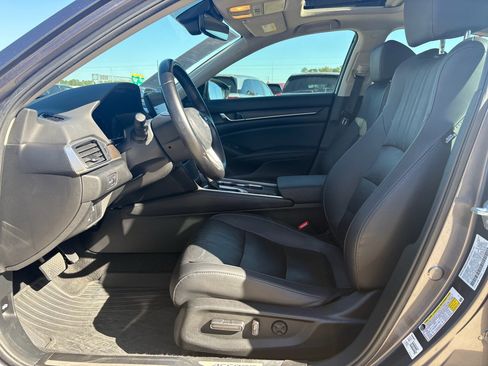 Certified 2021 Honda Accord EX-L image 10