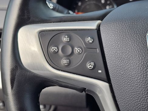 Used 2024 GMC Terrain SLT image 20