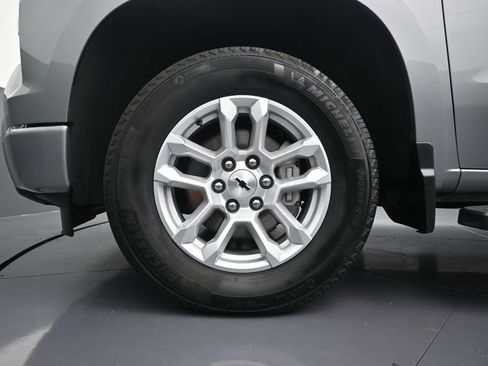 Used 2023 Chevrolet Silverado 1500 RST RWD image 10