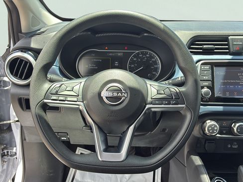 Used 2025 Nissan Versa SV FWD image 16
