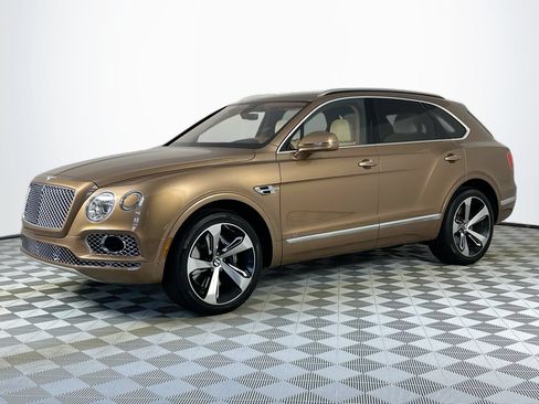 Certified 2017 Bentley Bentayga AWD/4WD image 7