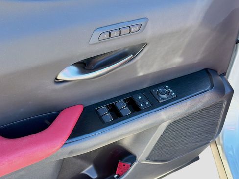 Used 2024 Lexus UX 250h F Sport image 23