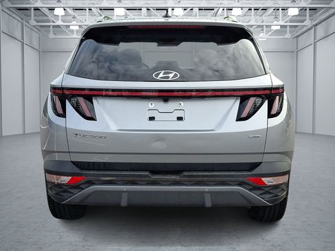 Certified 2024 Hyundai Tucson Limited AWD/4WD image 5