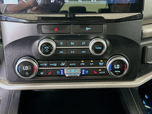 Used 2023 Ford Expedition Max XLT RWD image 23